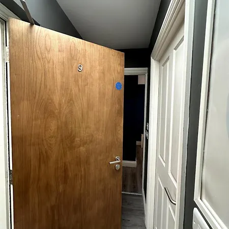 Citycenter 3 Bedroom Sercox Apartment Dublin