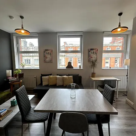 Apartment Citycenter 3 Bedroom Sercox *